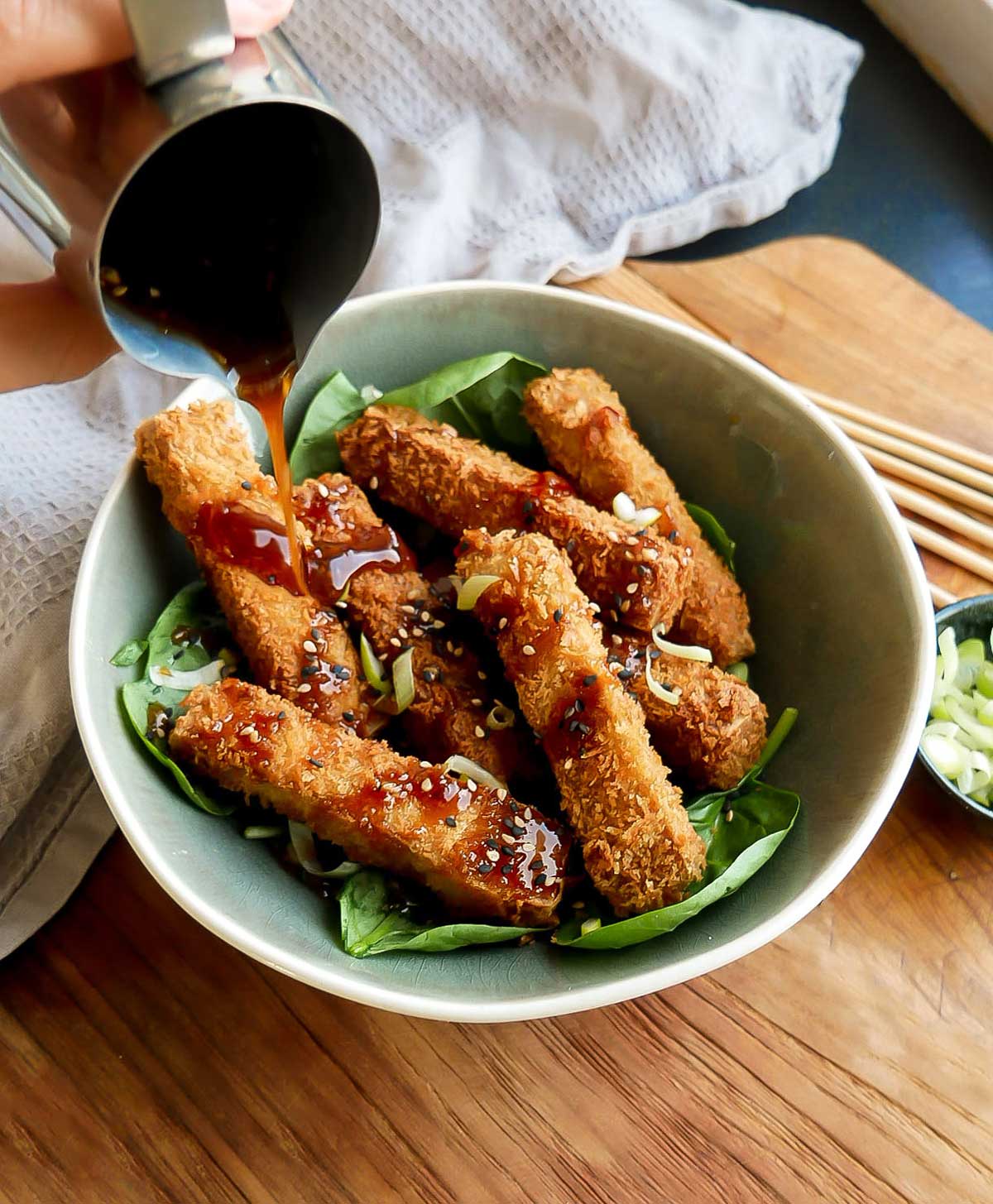 tofu nuggets med chilli sauce