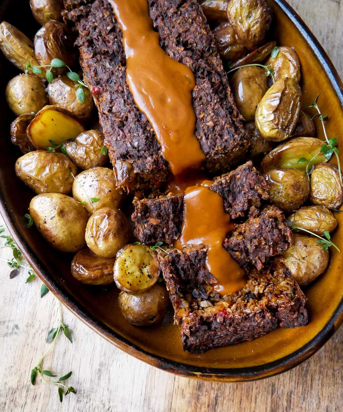 plante steg med kartofler og sauce