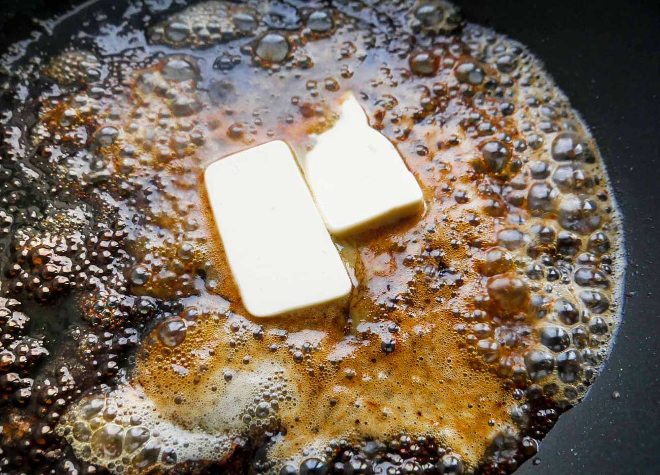 brunet smør til små brune kartofler