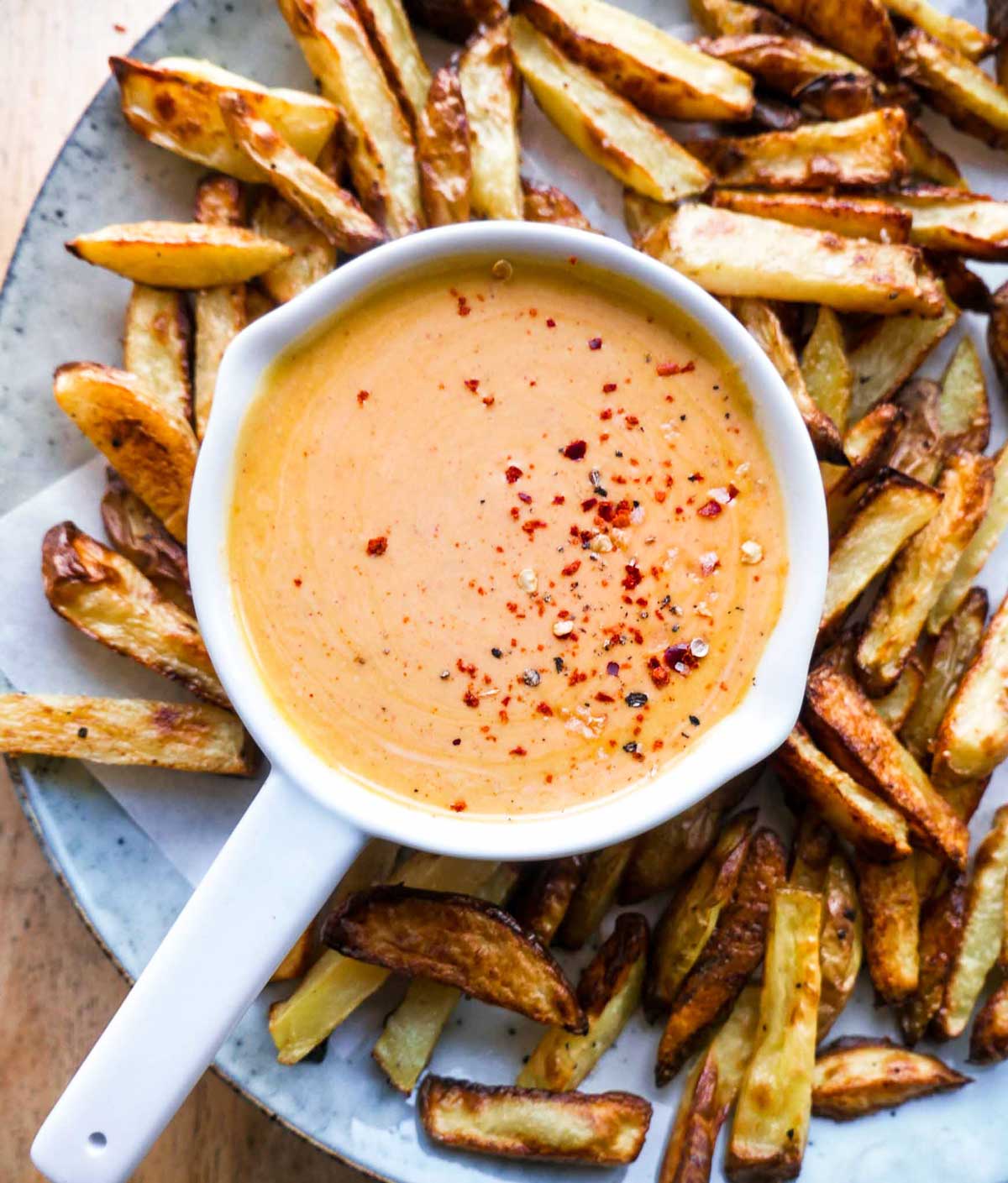 hjemmelavet chili mayo som dip og sauce