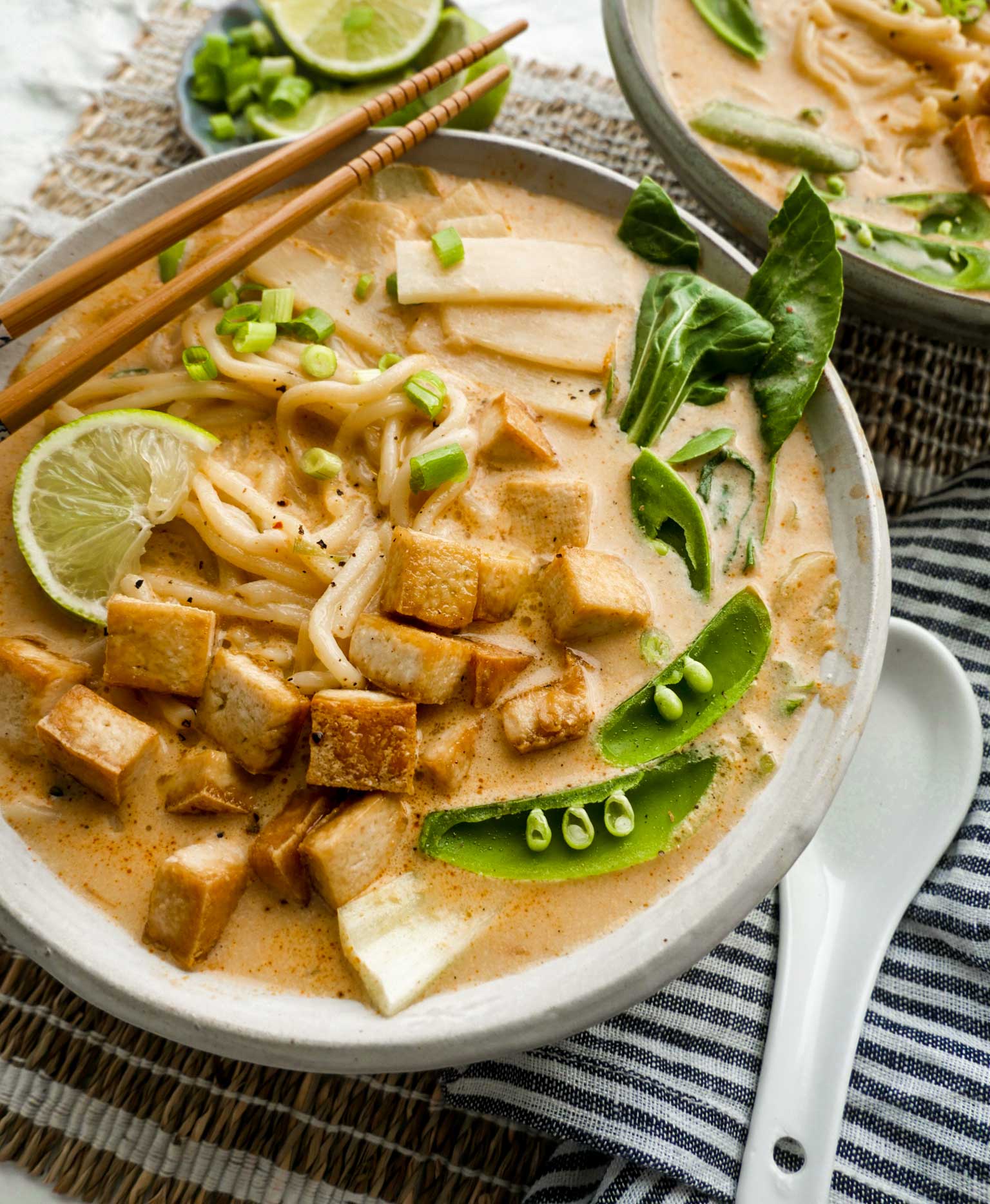 vegetar nudelsuppe med tofu