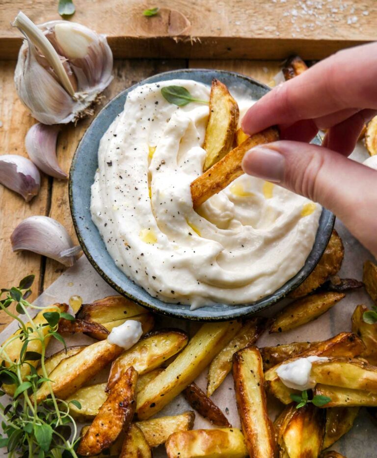Vegansk aioli Opskrift på lækker dip og hvidløgsmayo på 5 minutter