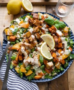 tofu salat opskrift på sund og mættende salat