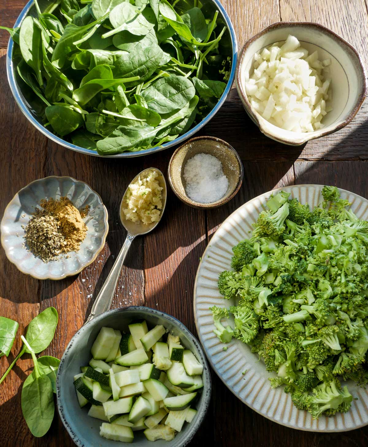 ingredienser til grøn suppe