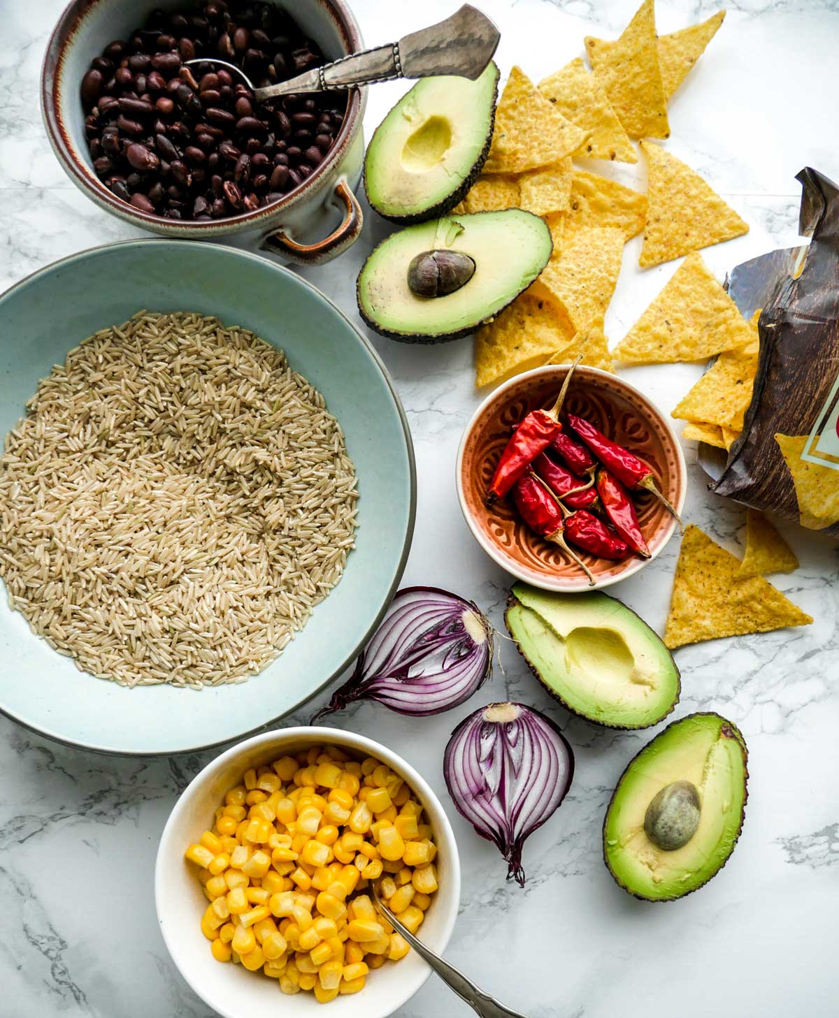 ingredienser til salat til mexicansk mad